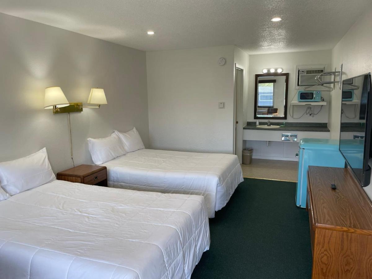 Poolside Double Rooms Lake City Bagian luar foto