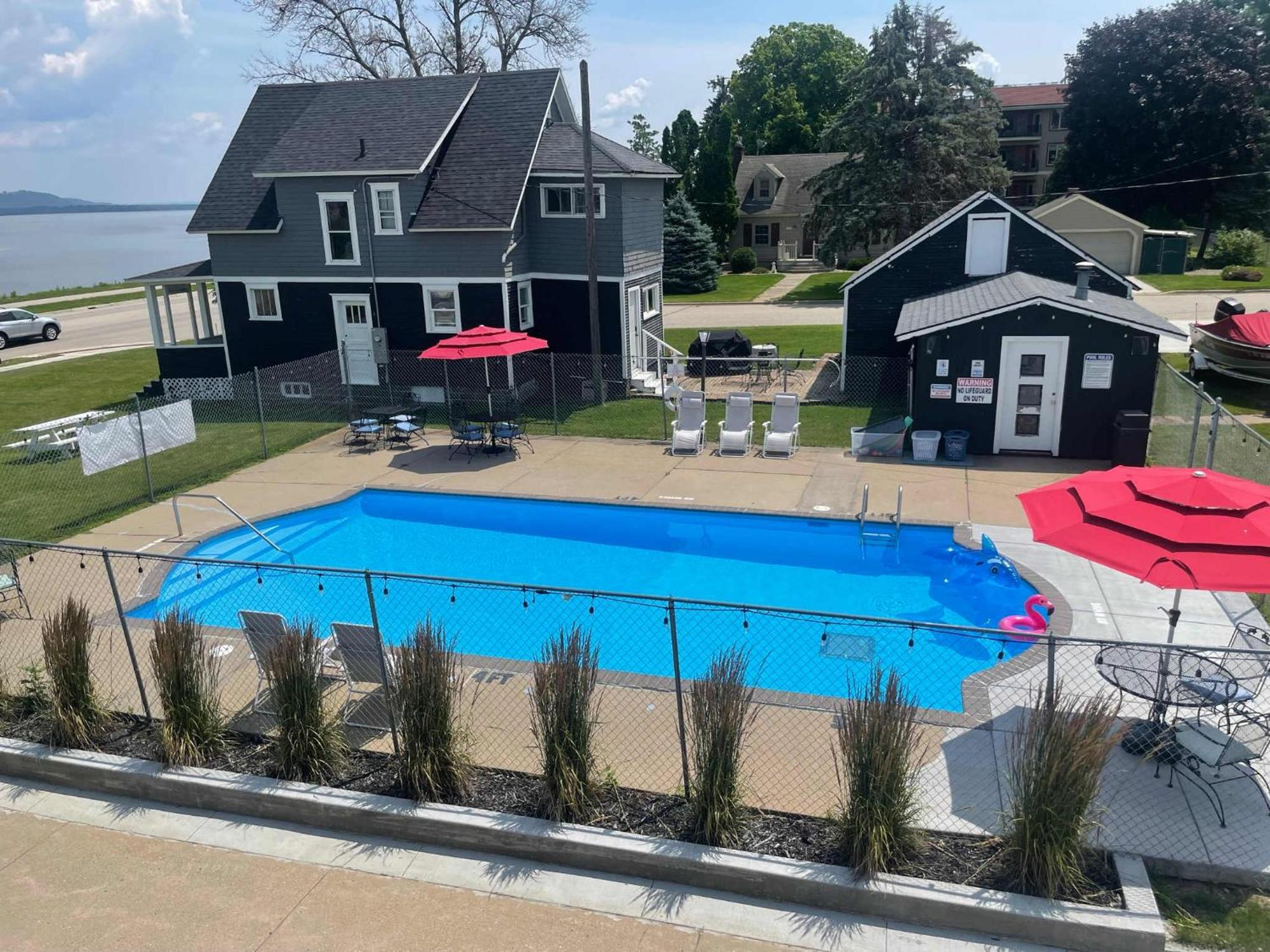 Poolside Double Rooms Lake City Bagian luar foto